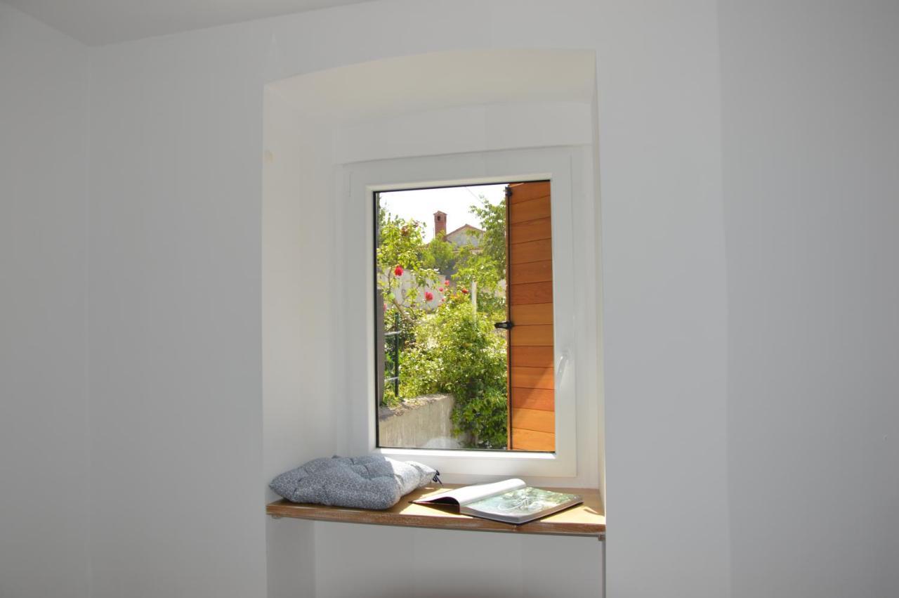Casa Miranda - Family Comfort In A Quiet Area, Near The Sea, With Bbq And Free Parking Zgornje Skofije 외부 사진