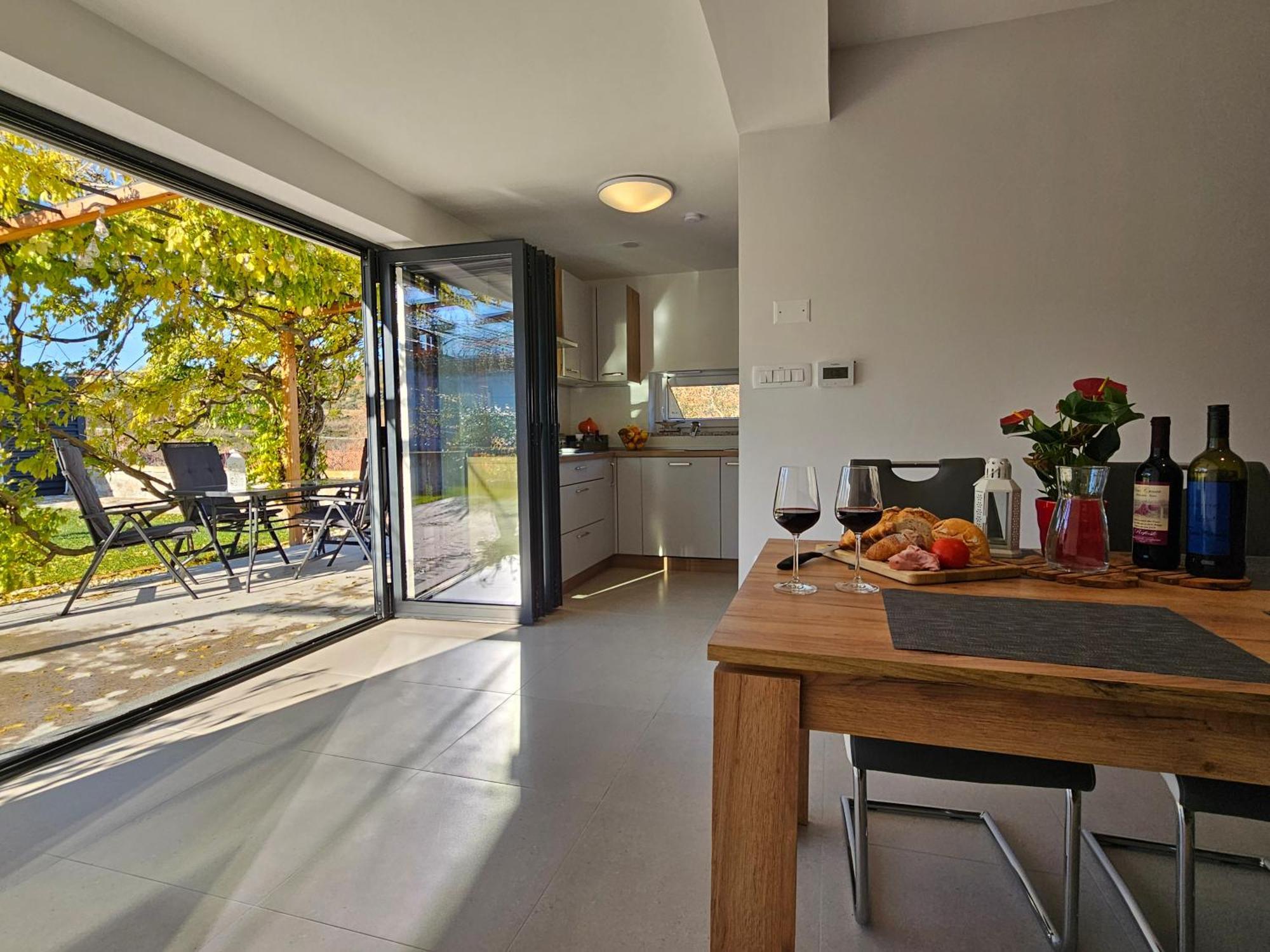 Casa Miranda - Family Comfort In A Quiet Area, Near The Sea, With Bbq And Free Parking Zgornje Skofije 외부 사진
