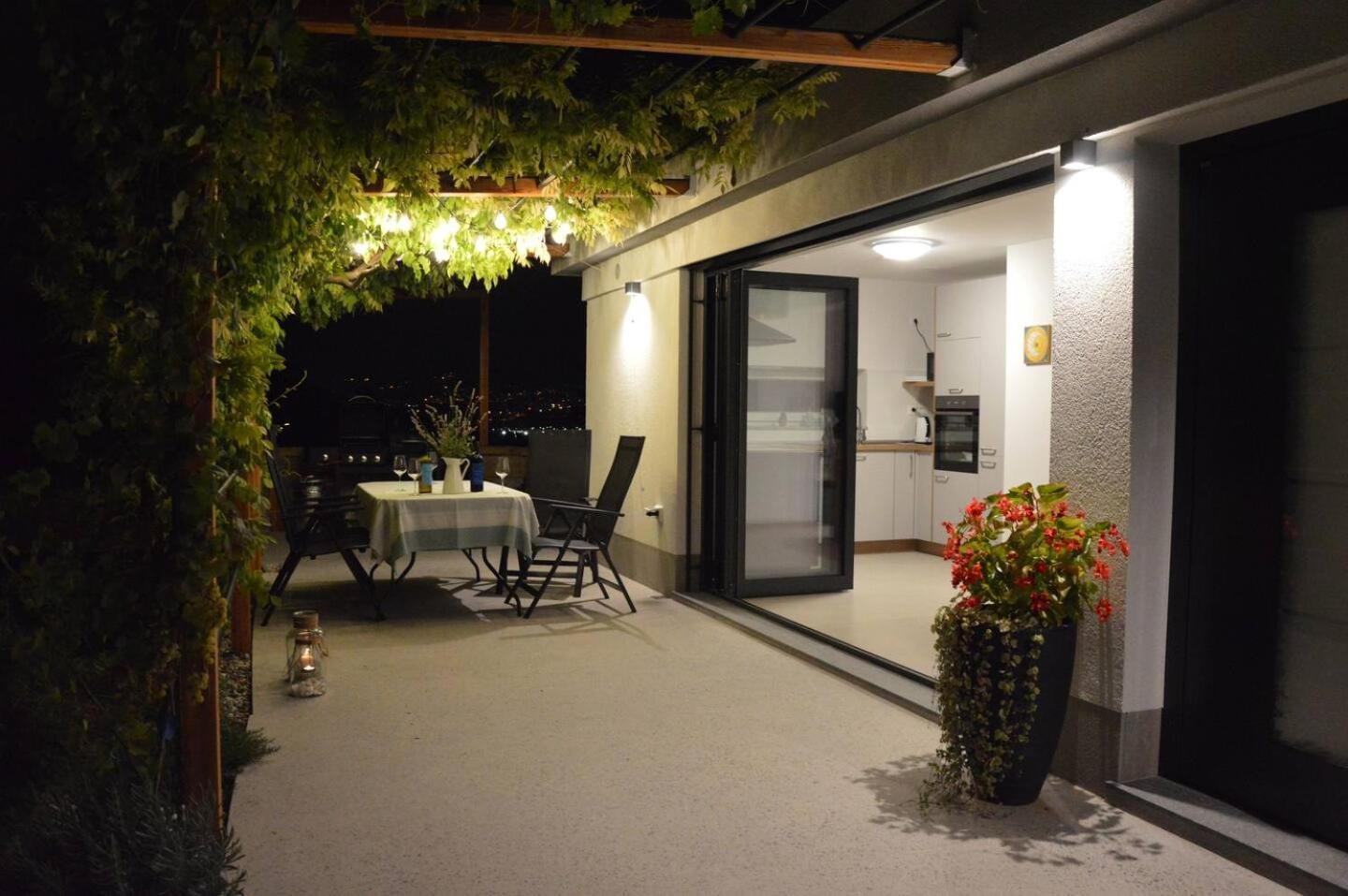 Casa Miranda - Family Comfort In A Quiet Area, Near The Sea, With Bbq And Free Parking Zgornje Skofije 외부 사진