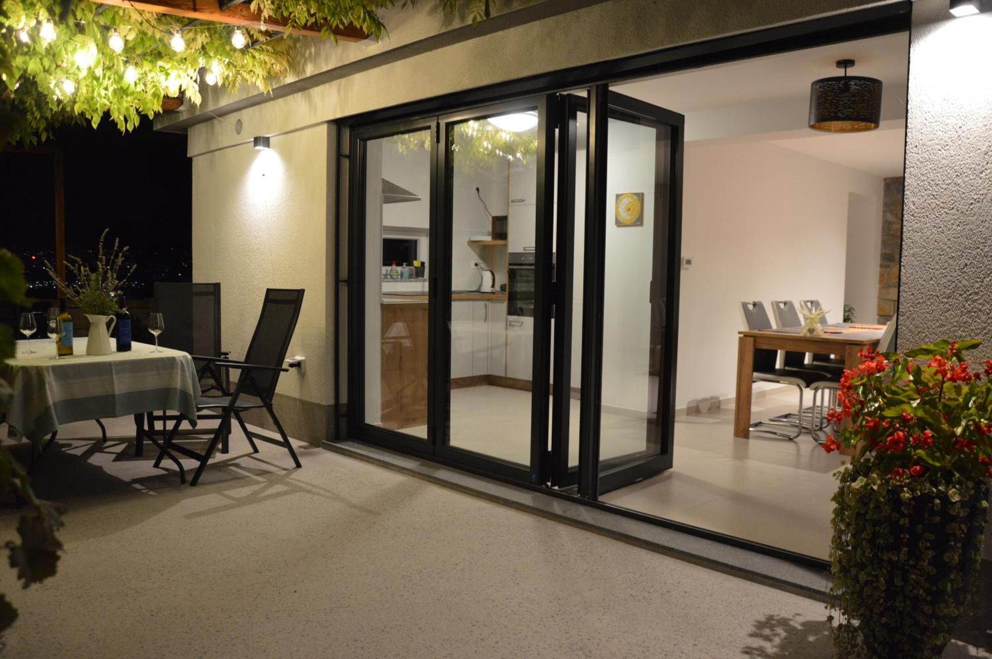Casa Miranda - Family Comfort In A Quiet Area, Near The Sea, With Bbq And Free Parking Zgornje Skofije 외부 사진
