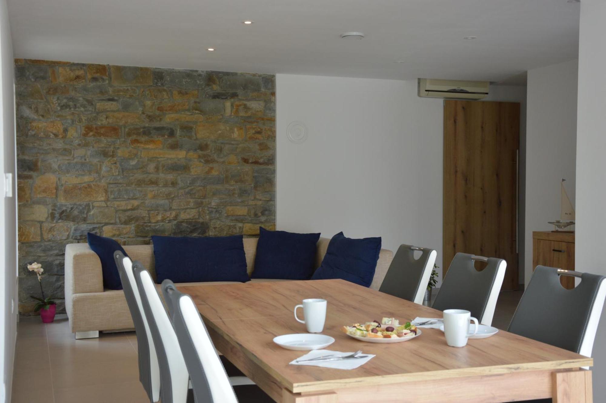 Casa Miranda - Family Comfort In A Quiet Area, Near The Sea, With Bbq And Free Parking Zgornje Skofije 외부 사진